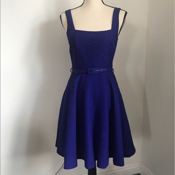 Armani Exchange Sleeveless Dress with 3D print 2 - Picture 1 of 7